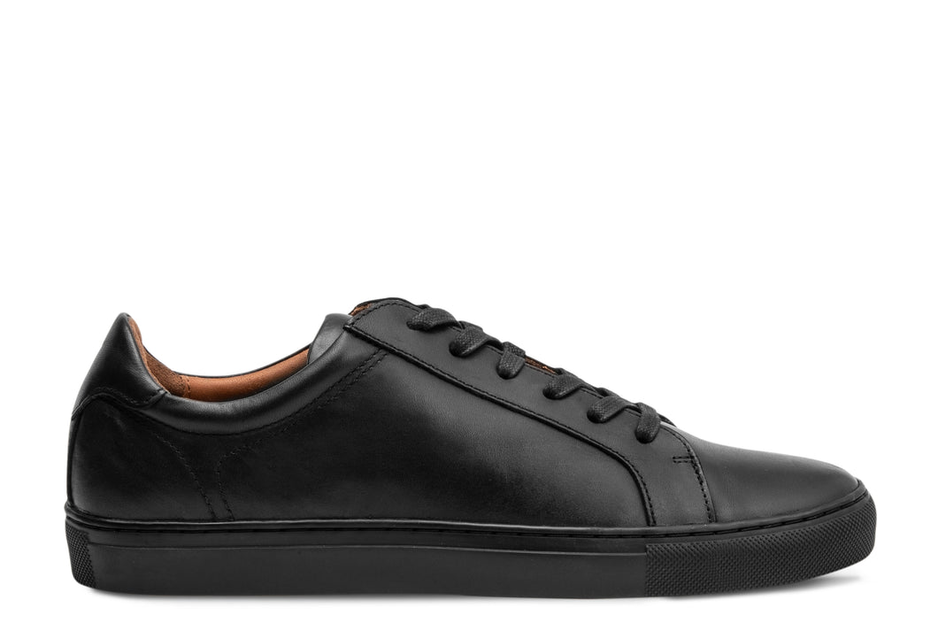 Harvey - Triple Black
